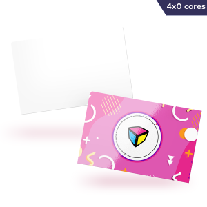 Cartão Postal Triplo • Couché 250g • 9x15cm • Colorido • Verniz UV total frente • Corte Reto • Impressão Off-Set